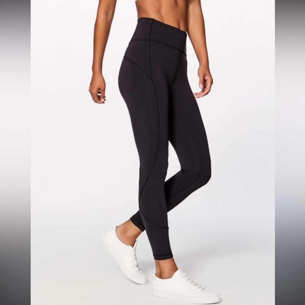 Lululemon In Movement High-Rise 25”. Size 2. Black – Everlux Fabric